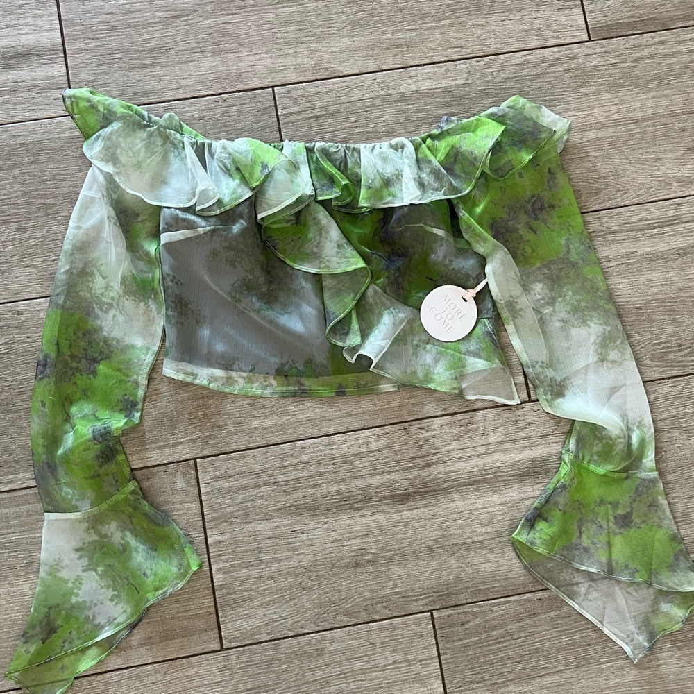 Revolve top